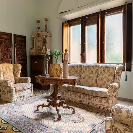 ゲストハウス Dell'artista - Con Bagno Privato In Storica